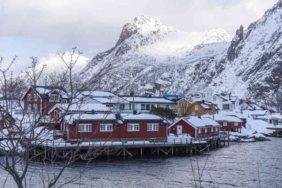Noruega - islas Lofoten 026 - Svolvaer - Svinoya.jpg